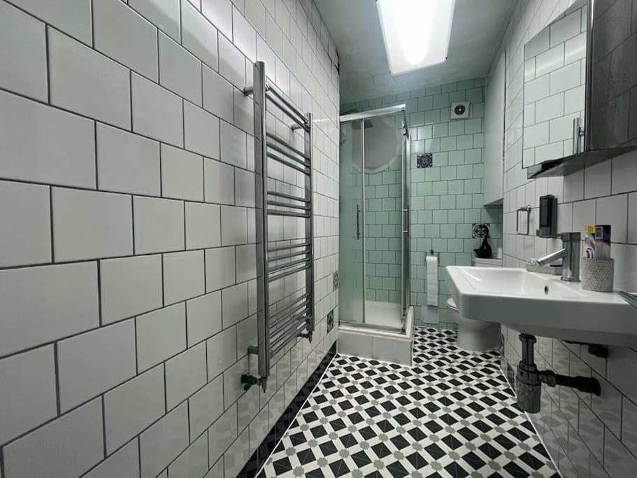 Tree Studio Apartment Barbican F3 ロンドン エクステリア 写真
